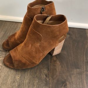 Tan suede bootie